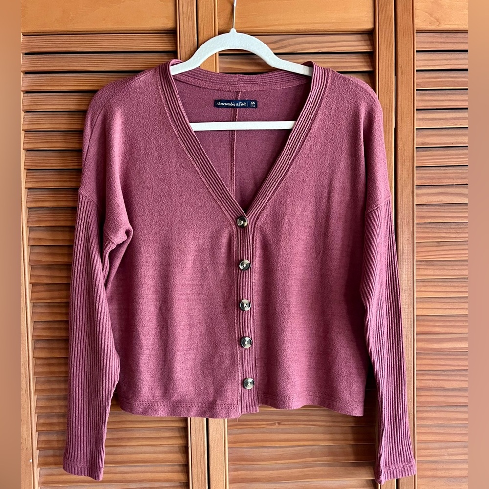 Abercrombie & Fitch Button-Up Sweater Cardigan